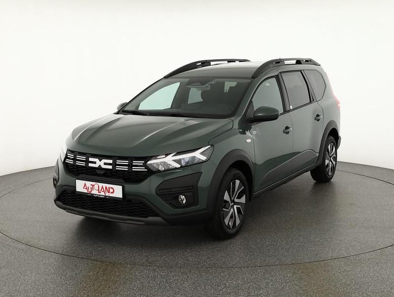 Grün Neu 2025 Dacia Jogger Expression Van / Kleinbus | 21.990 € (Fairer Preis) - Bild 1/4