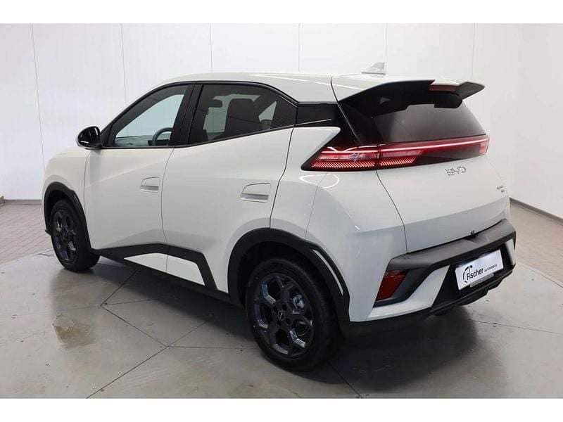 Gebraucht BYD Dolphin Surf Comfort 114 kW (156 PS) 2025 Weiß Kleinwagen