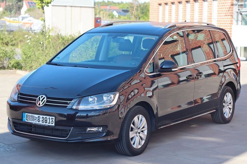 Schwarz Gebraucht 2011 VW Sharan Highline Van / Kleinbus | 8.500 € (Guter Preis) - Bild 1/4