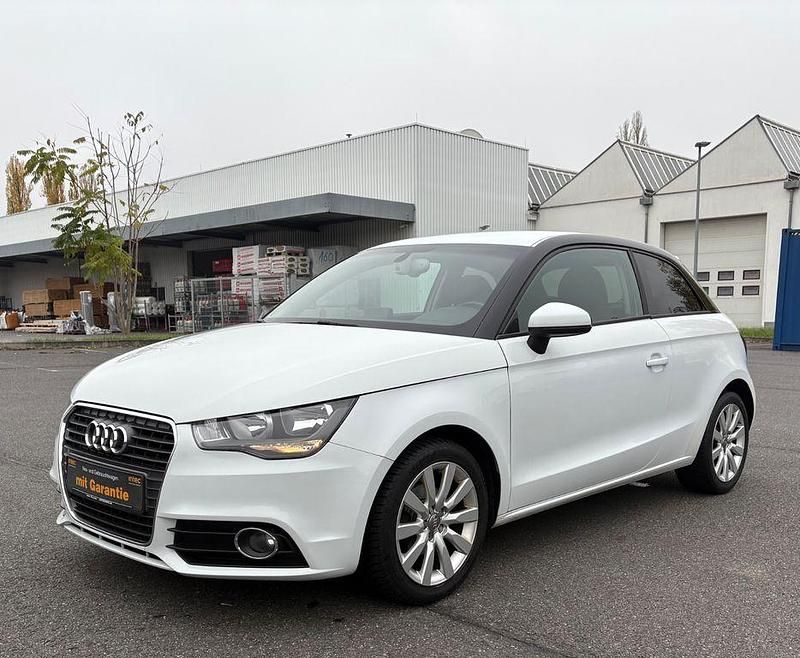 Weiß Gebraucht 2012 Audi A1 Ambition | 8.490 € (Fairer Preis) - Bild 1/4
