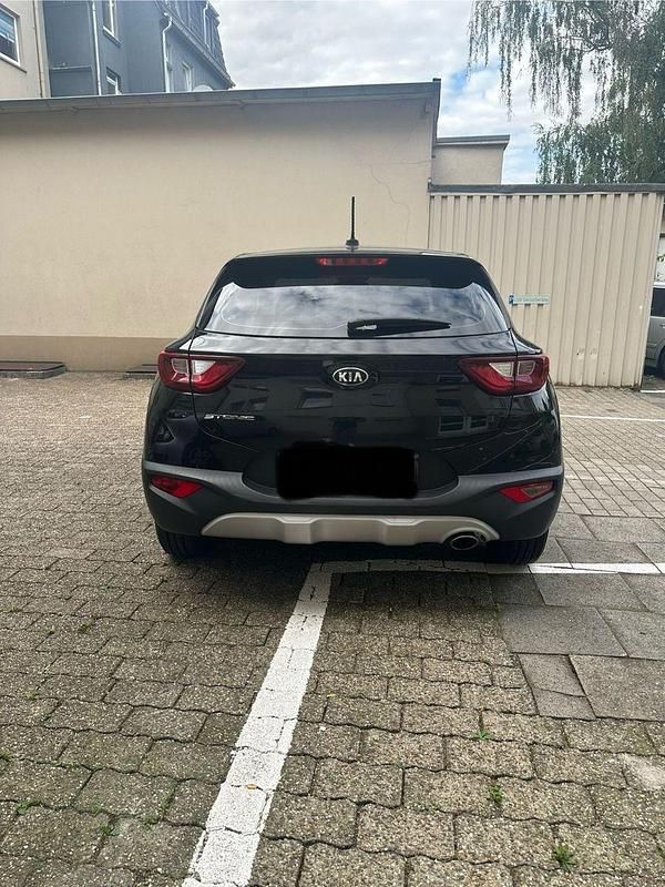 Schwarz Gebraucht 2020 Kia Stonic SUV | 12.500 € (Guter Preis) - Bild 1/4