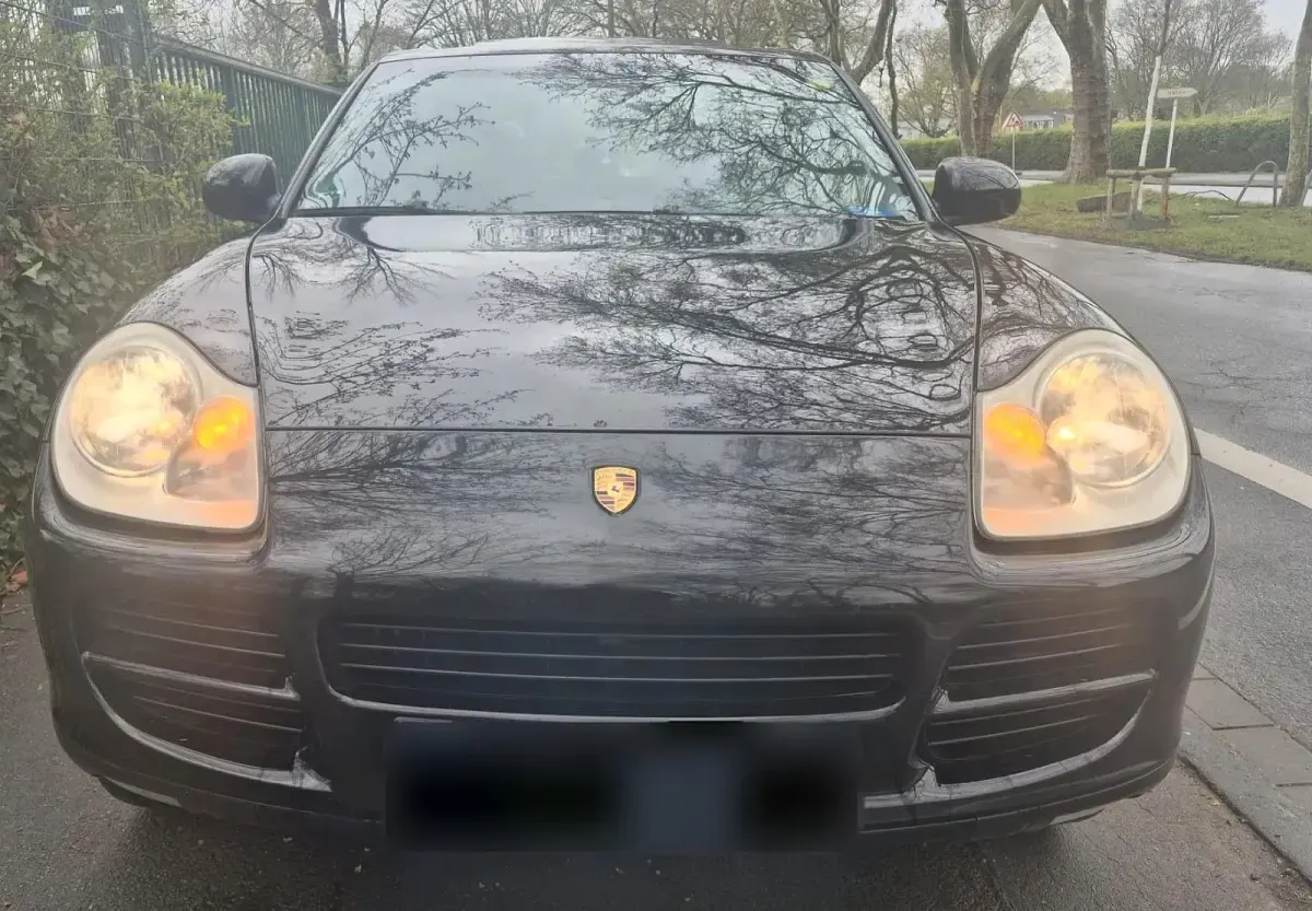 Second-hand Porsche Cayenne 250 CP (183 kW) 2005 Negru SUV