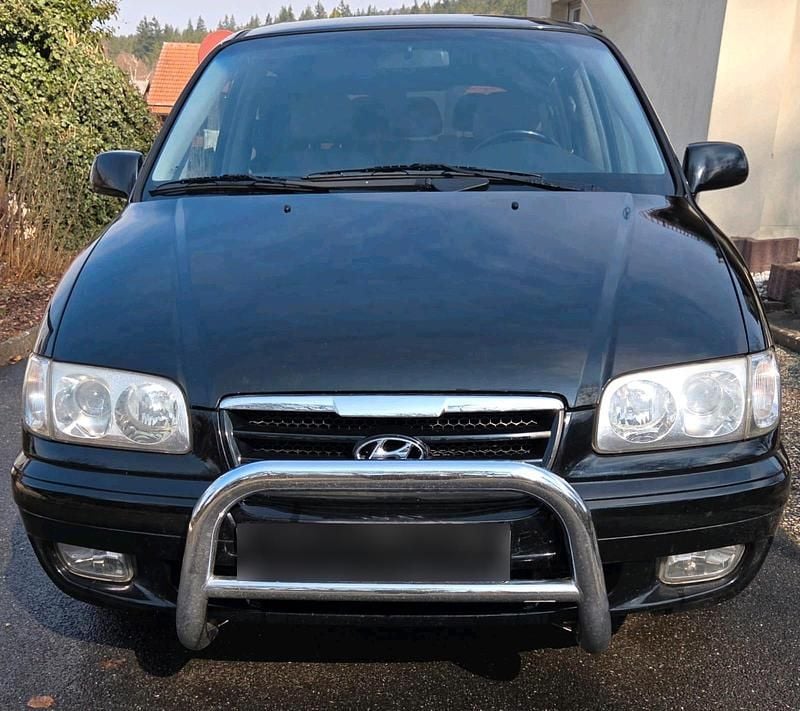 Gebraucht Hyundai Trajet 138 PS (101 kW) 2008 Schwarz Van / Kleinbus