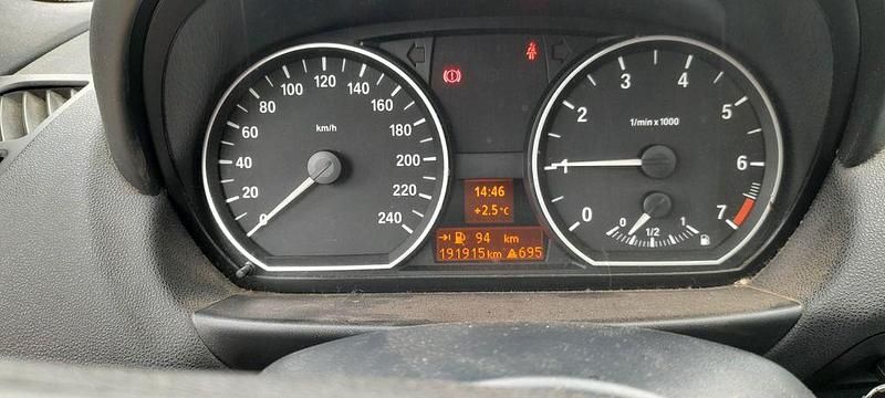 Gebraucht BMW 116 122 PS (89 kW) 2007 Schwarz Kleinwagen