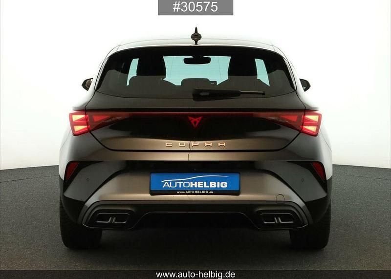 Gebraucht Cupra Leon 150 PS (110 kW) 2025 Mitternachtsschwarz metallic Limousine