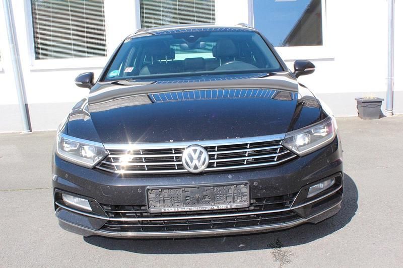 Gebraucht VW Passat R-line 240 PS (176 kW) 2017 Schwarz Kombi