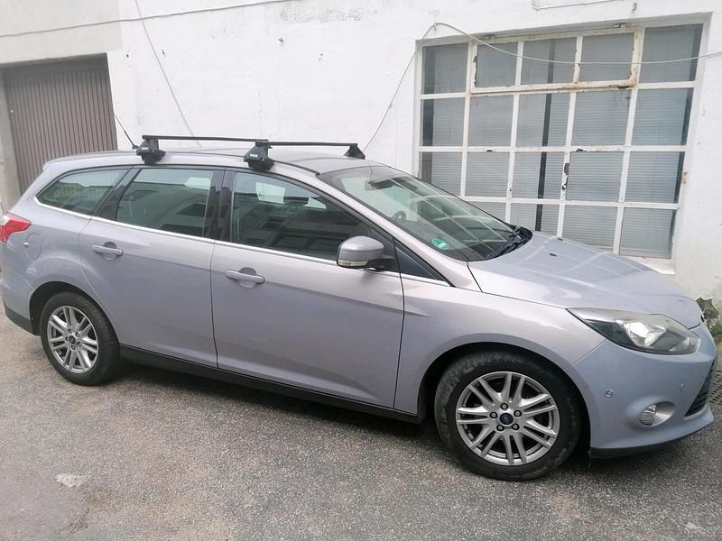 Gebraucht Ford Focus 101 PS (74 kW) 2011 Kombi