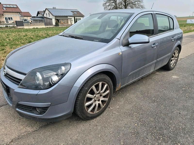 Gebraucht Opel Astra 120 PS (88 kW) 2004 Grau Limousine