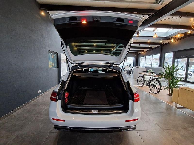 Gebraucht Mercedes E350 258 PS (189 kW) 2017 Weiß Limousine