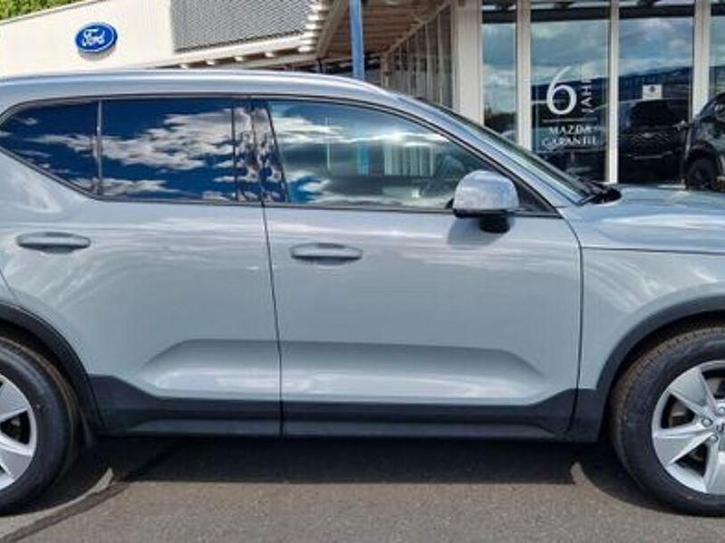 Gebraucht Volvo XC40 Core 163 PS (119 kW) 2024 Vapour grey SUV