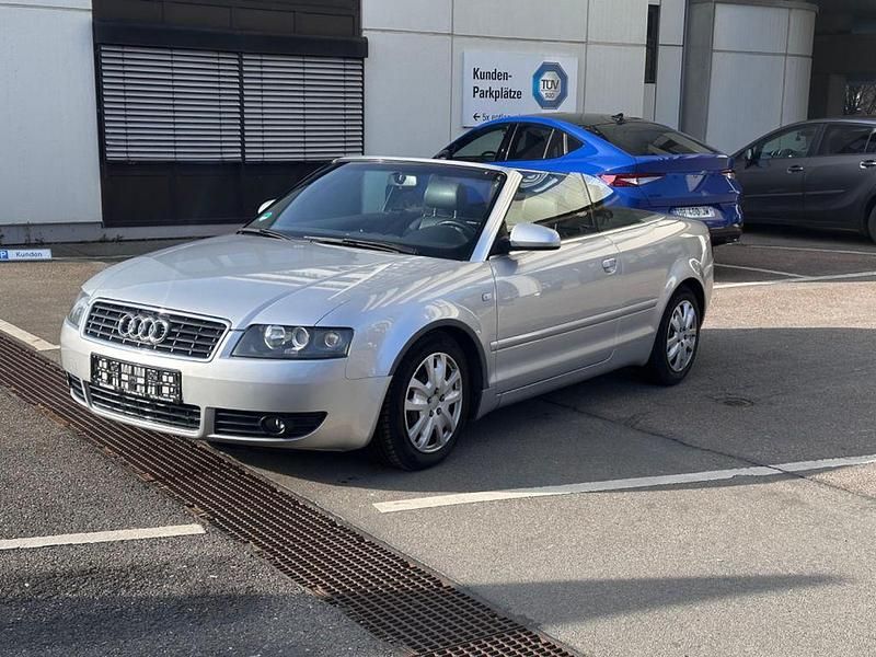 Silber Gebraucht 2005 Audi A4 Cabriolet Sport Cabrio | 4.200 € (Fairer Preis) - Bild 1/4