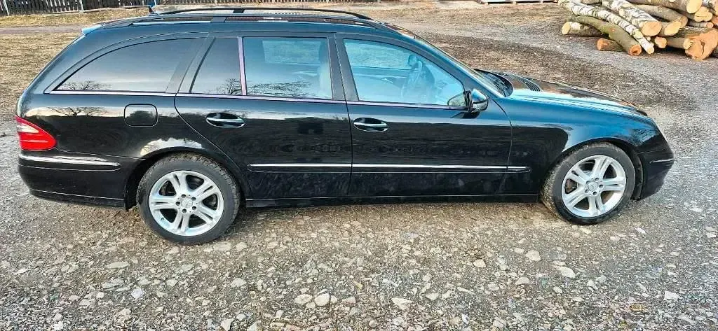 Gebraucht Mercedes E280 190 PS (139 kW) 2006 Schwarz Kombi