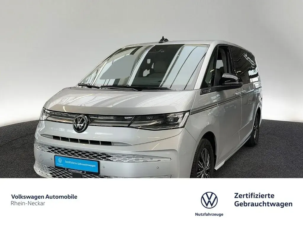 Używany VW Multivan Style 150 KM (110 kW) 2022 Srebrny Minivan