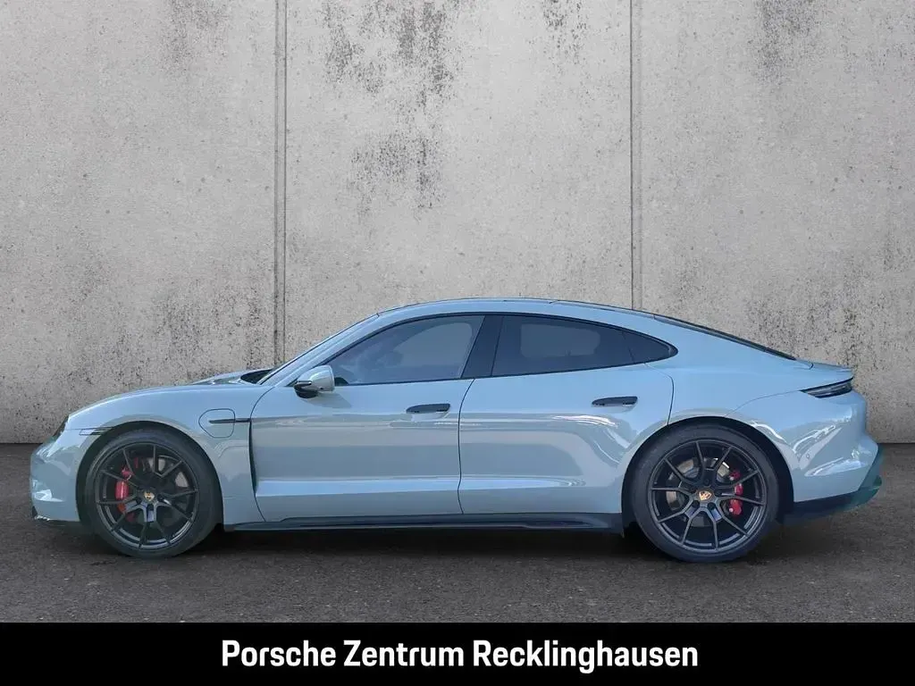 Gebraucht Porsche Taycan GTS 514 kW (700 PS) 2025 Gruen Limousine