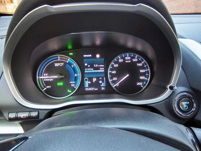 Schwarz Gebraucht 2021 Mitsubishi Eclipse Cross Plus SUV | 19.500 € (Guter Preis) - Bild 1/4