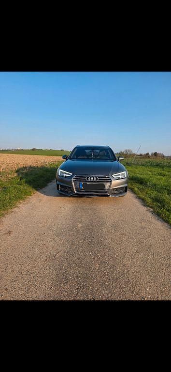 Gebraucht Audi A4 Design 190 PS (139 kW) 2015 Grau Kombi