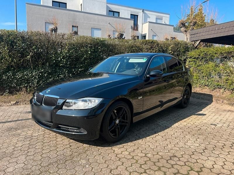 Second-hand BMW 325 217 CP (159 kW) 2006 Negru Berlinǎ