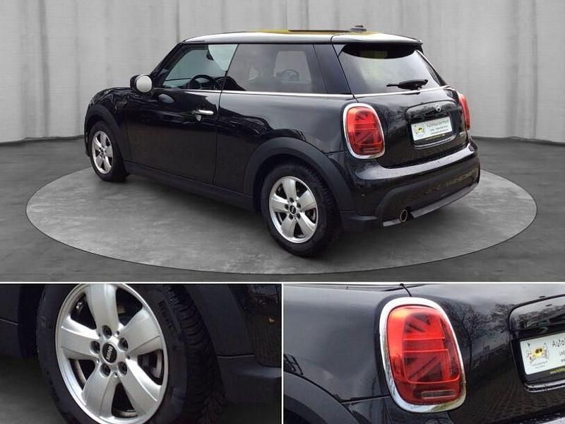 Second-hand Mini Cooper Essential 178 CP (130 kW) 2023 Negru Hatchback