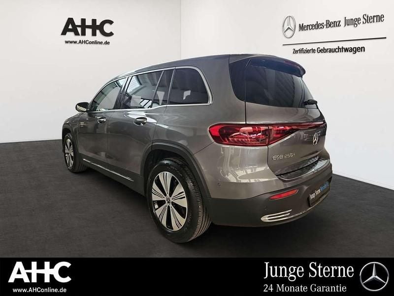 Gebraucht Mercedes EQB250+ Progressive 139 kW (190 PS) 2025 Grau SUV