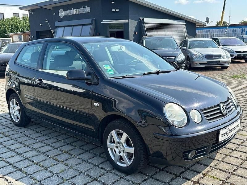 Schwarz Gebraucht 2003 VW Polo Highline Limousine | 3.300 € (Teuer) - Bild 1/4