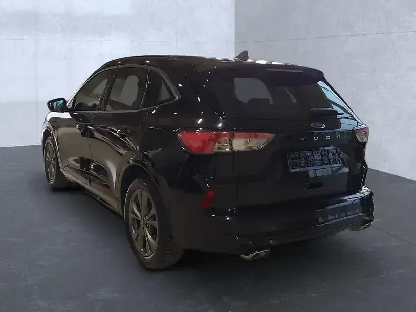 Gebraucht Ford Kuga ST-Line 150 PS (110 kW) 2023 Obsidianschwarz (metallic) SUV