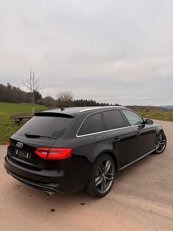 Gebraucht Audi A4 S-Line 240 PS (176 kW) 2014 Schwarz Kombi