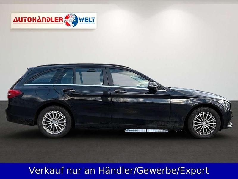 Gebraucht Mercedes C220 170 PS (125 kW) 2015 Schwarz Kombi