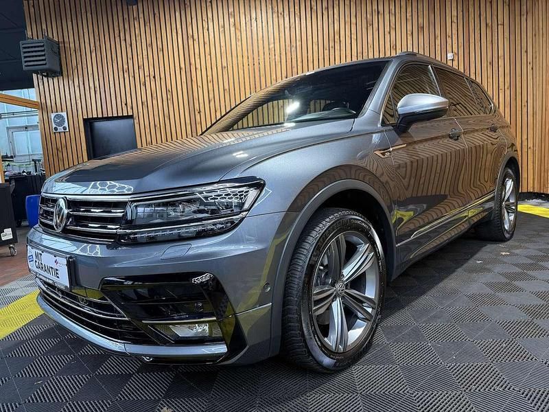 Platinum grey Gebraucht 2019 VW Tiguan Allspace R-line SUV | 28.990 € (Fairer Preis) - Bild 1/4