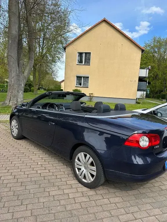 Używany VW Eos Edition 160 KM (117 kW) 2009 Niebieski Kabriolet