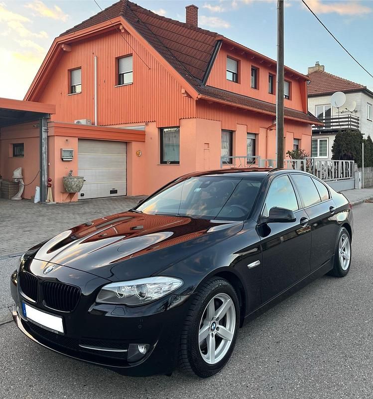 Schwarz Gebraucht 2013 BMW 530 Limousine | 9.800 € (Superpreis) - Bild 1/4