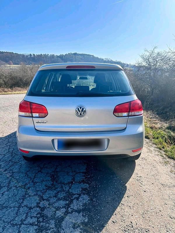 Gebraucht VW Golf VI 80 PS (58 kW) 2009 Silber Kleinwagen