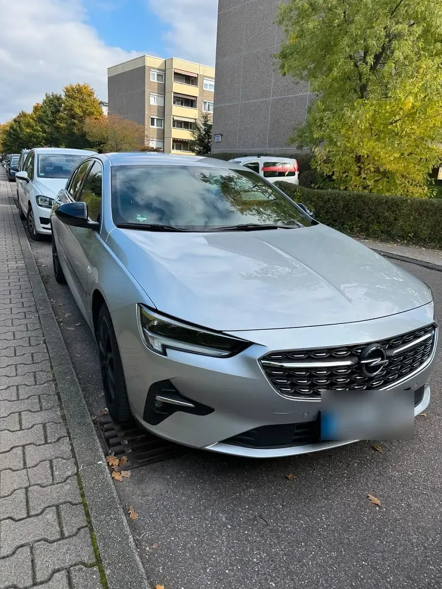 Gebraucht Opel Insignia Sport 122 PS (89 kW) 2021 Silber Limousine
