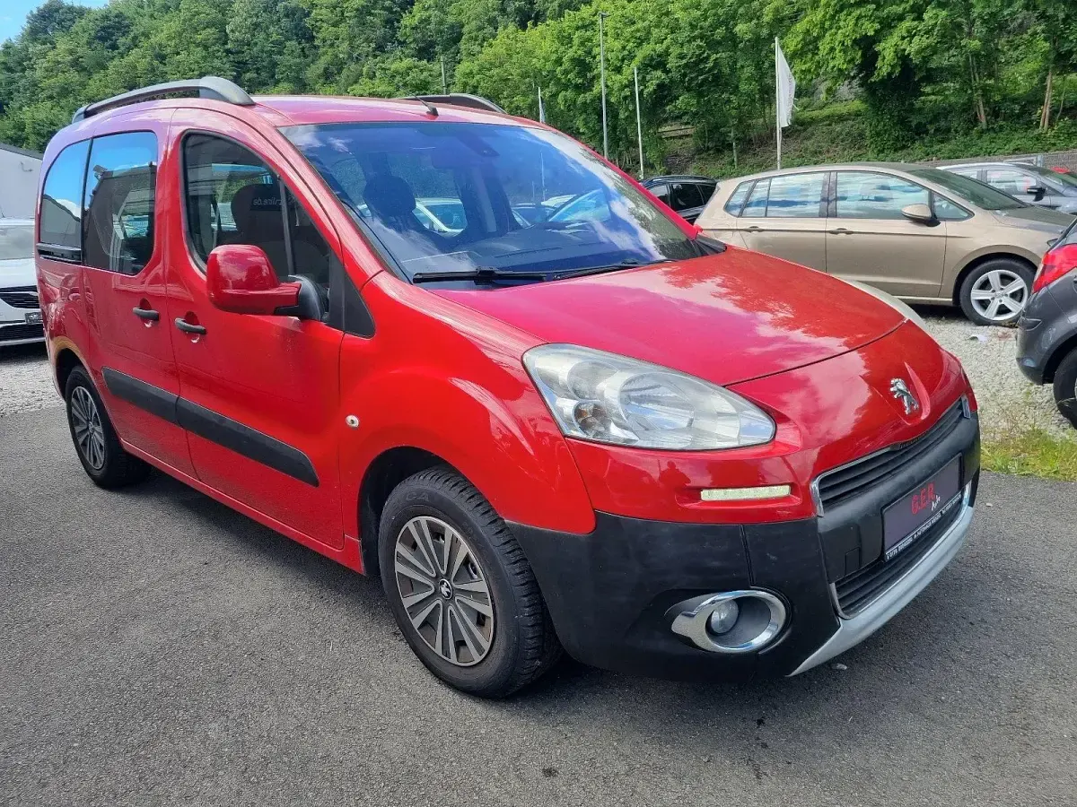 Gebraucht Peugeot Partner 2013 Rot Van / Kleinbus