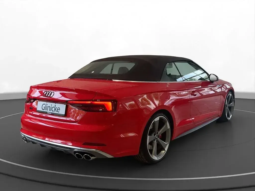 Gebraucht Audi S5 Cabriolet Ambiente 354 PS (260 kW) 2018 Misanorot perleffekt Cabrio