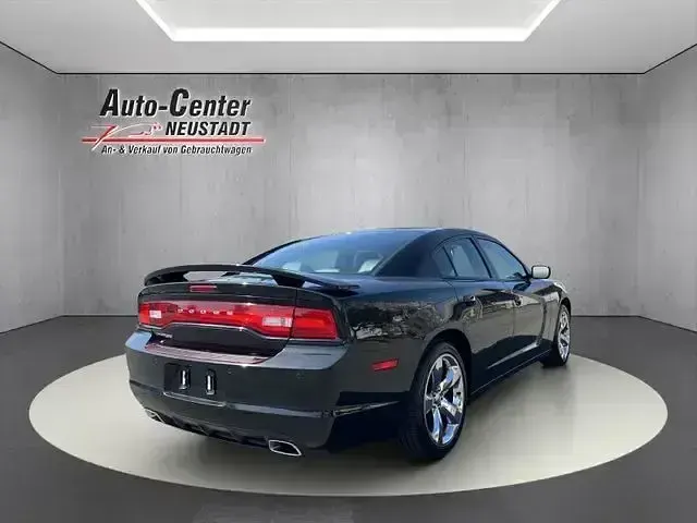 Gebraucht Dodge Charger SXT 140 PS (102 kW) 2015 Schwarz Limousine