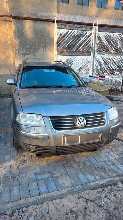Gebraucht VW Passat Trendline 150 PS (110 kW) 2002 Grau Kombi