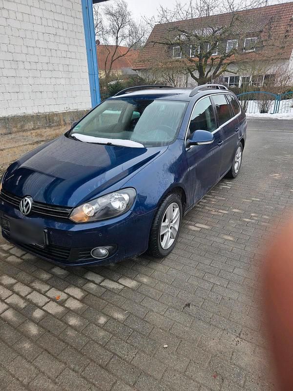 Gebraucht VW Golf VI 140 PS (102 kW) 2010 Blau Kleinwagen