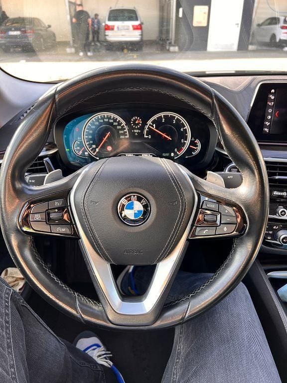 Gebraucht BMW 520 Luxury Line 190 PS (139 kW) 2017 Schwarz Limousine