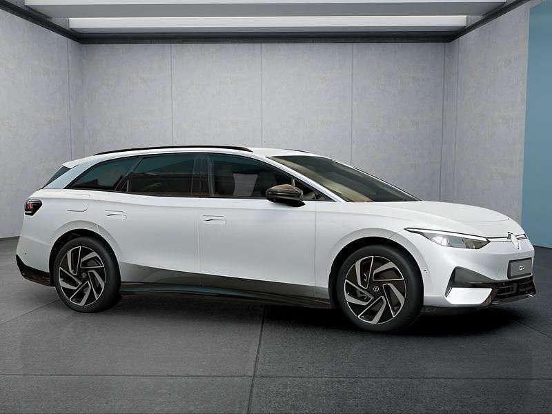 Gebraucht VW ID.7 210 kW (286 PS) 2024 Weiß Kombi