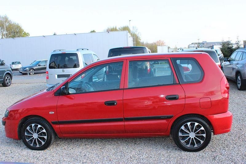 Gebraucht Mitsubishi Space Star 82 PS (60 kW) 2004 Rot Van / Kleinbus