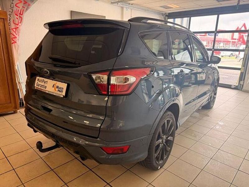 Gebraucht Ford Kuga ST-Line 179 PS (131 kW) 2018 Blau SUV