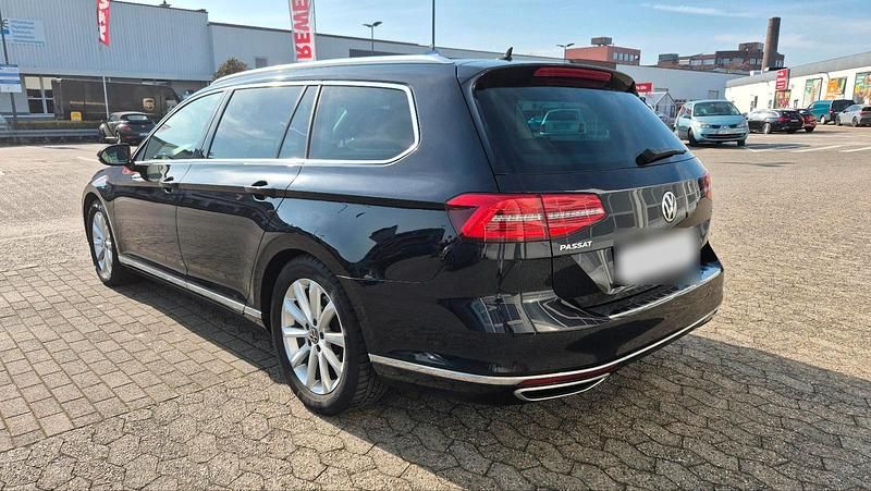 Gebraucht VW Passat 190 PS (139 kW) 2018 Schwarz Kombi