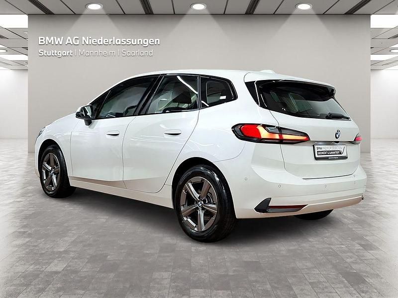 Gebraucht BMW 220 Active Tourer Efficient Dynamics 156 PS (114 kW) 2025 Weiß Van / Kleinbus