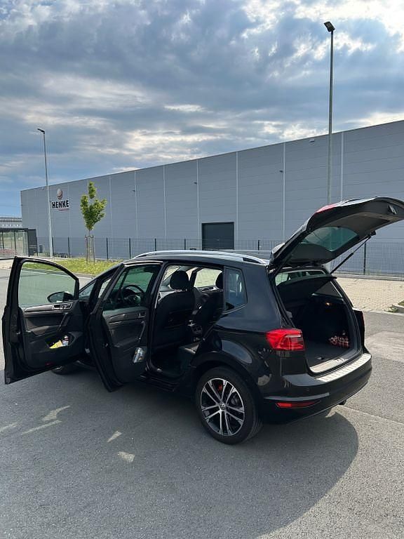 Gebraucht VW Golf Sportsvan LOUNGE 110 PS (80 kW) 2015 Schwarz Van / Kleinbus