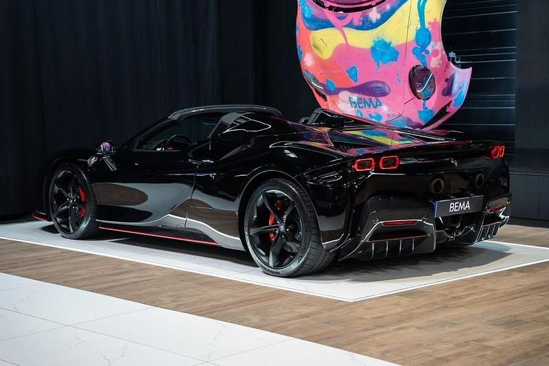 Gebraucht Ferrari SF90 2022 Schwarz Cabrio