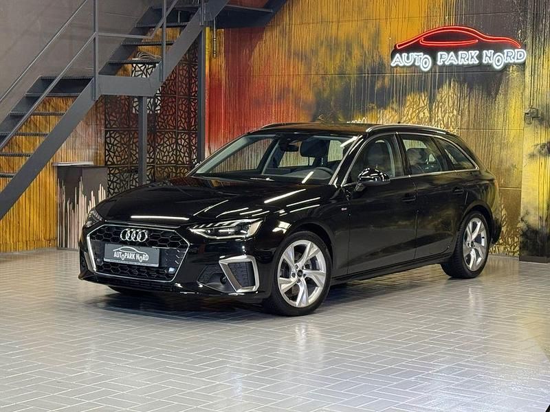 Mythosschwarz Gebraucht 2025 Audi A4 S-Line Kombi | 32.900 € (Superpreis) - Bild 1/4