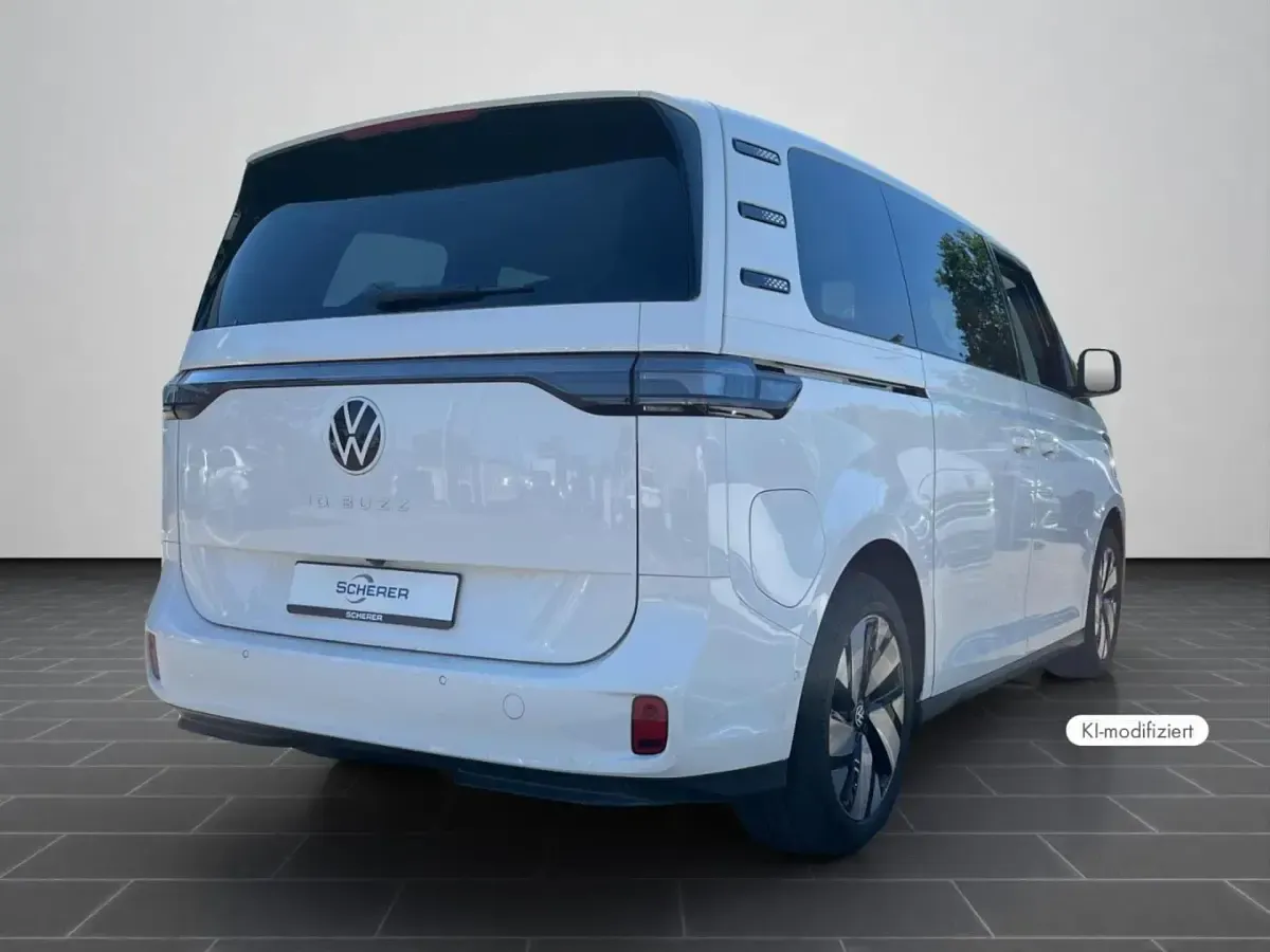 Gebraucht VW ID. Buzz Pro 150 kW (204 PS) 2024 Weiß Van / Kleinbus