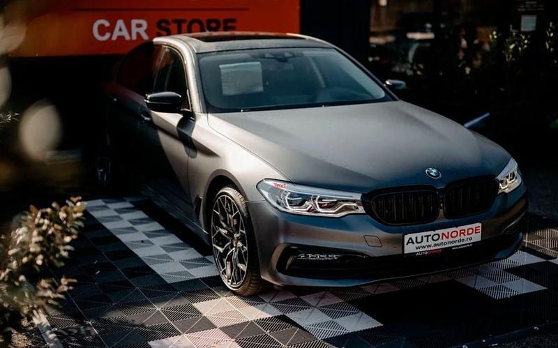 Grau Gebraucht 2018 BMW 540 Luxury Line Limousine | 32.800 € (Fairer Preis) - Bild 1/4