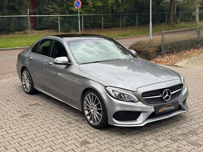 Gebraucht Mercedes C350e AMG 211 PS (155 kW) 2015 Silber Limousine