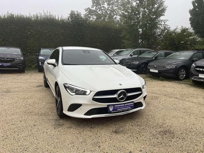 Polarweiss Gebraucht 2022 Mercedes CLA200 Progressive Coupé | 27.899 € (Guter Preis) - Bild 1/4